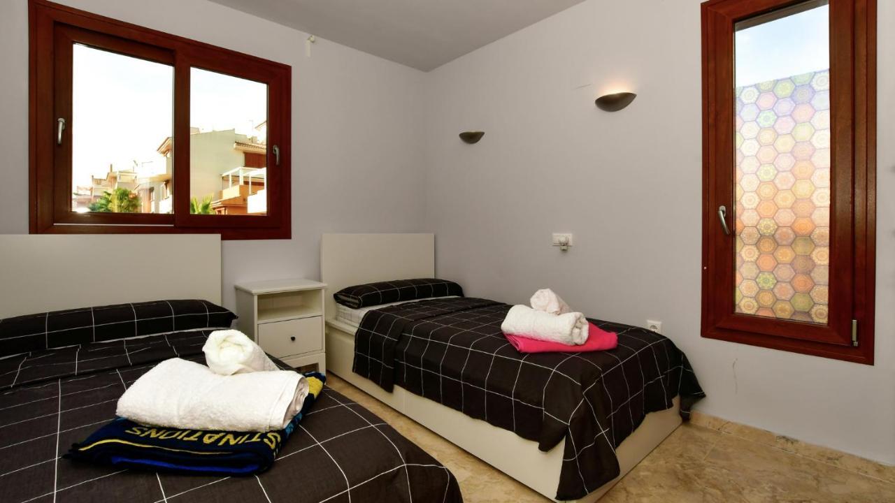 Apartamento La Recoleta ตอร์เรเวียคา ภายนอก รูปภาพ